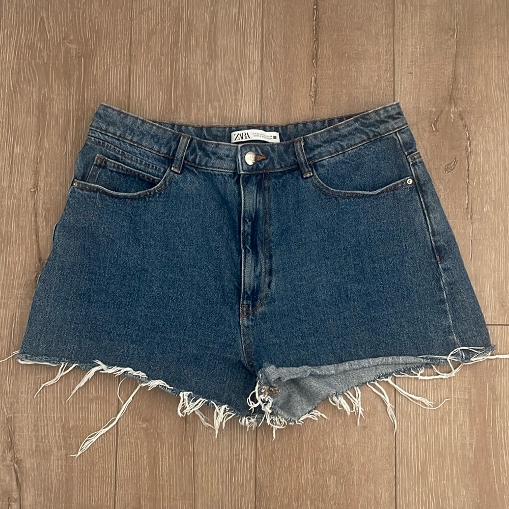 Zara Blue Wash Jean Shorts